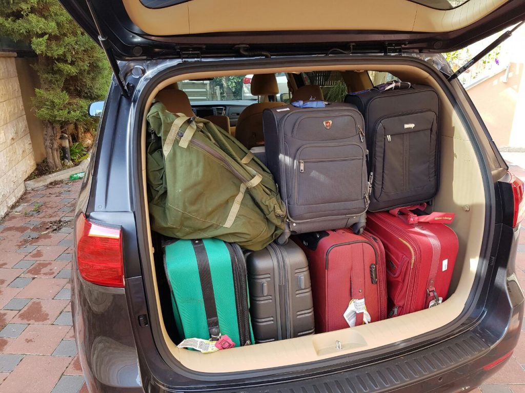 Kia Carnival Baggage compartment