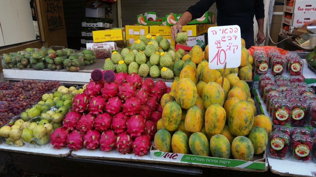Dragon fruit Papaya and Anone