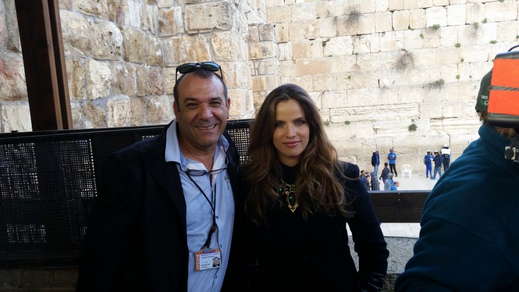 Today show in the western wall