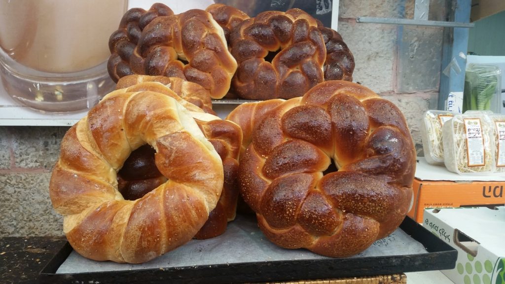 Machne Yehuda market Chalah bread