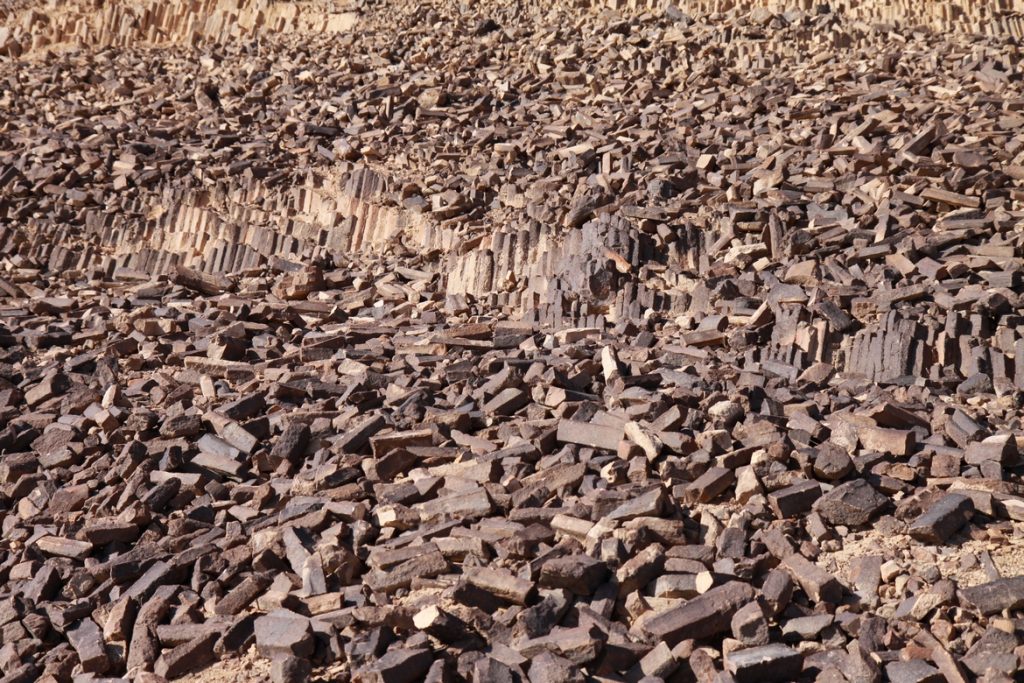 Ramon crater the carpentry
